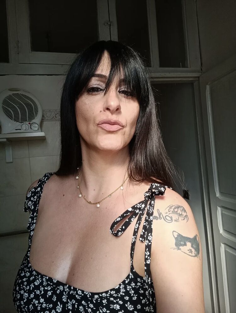 ���������� Molsheim, ���� ������� Vanessa, 42 ����, ������������ ��� ������, ����� � ���������, c�������� ���������