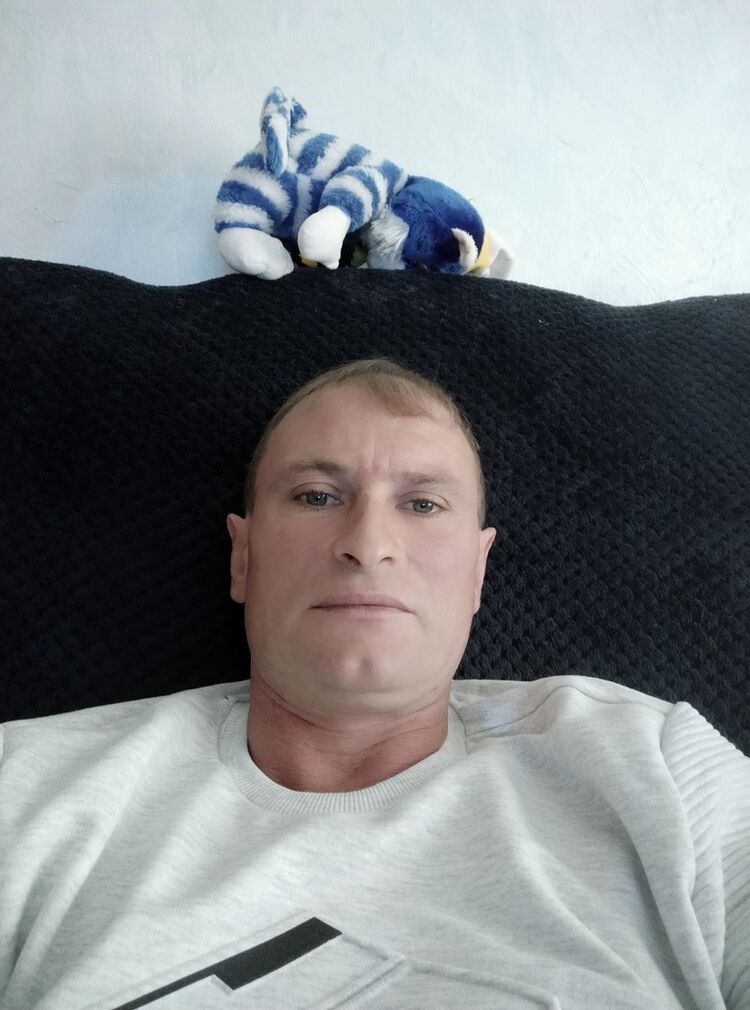  ,   Ghenadie, 47 ,   ,   , c 