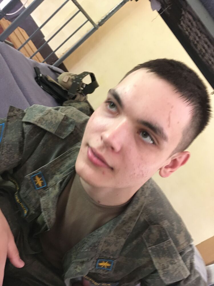  28289608  , 24 ,    