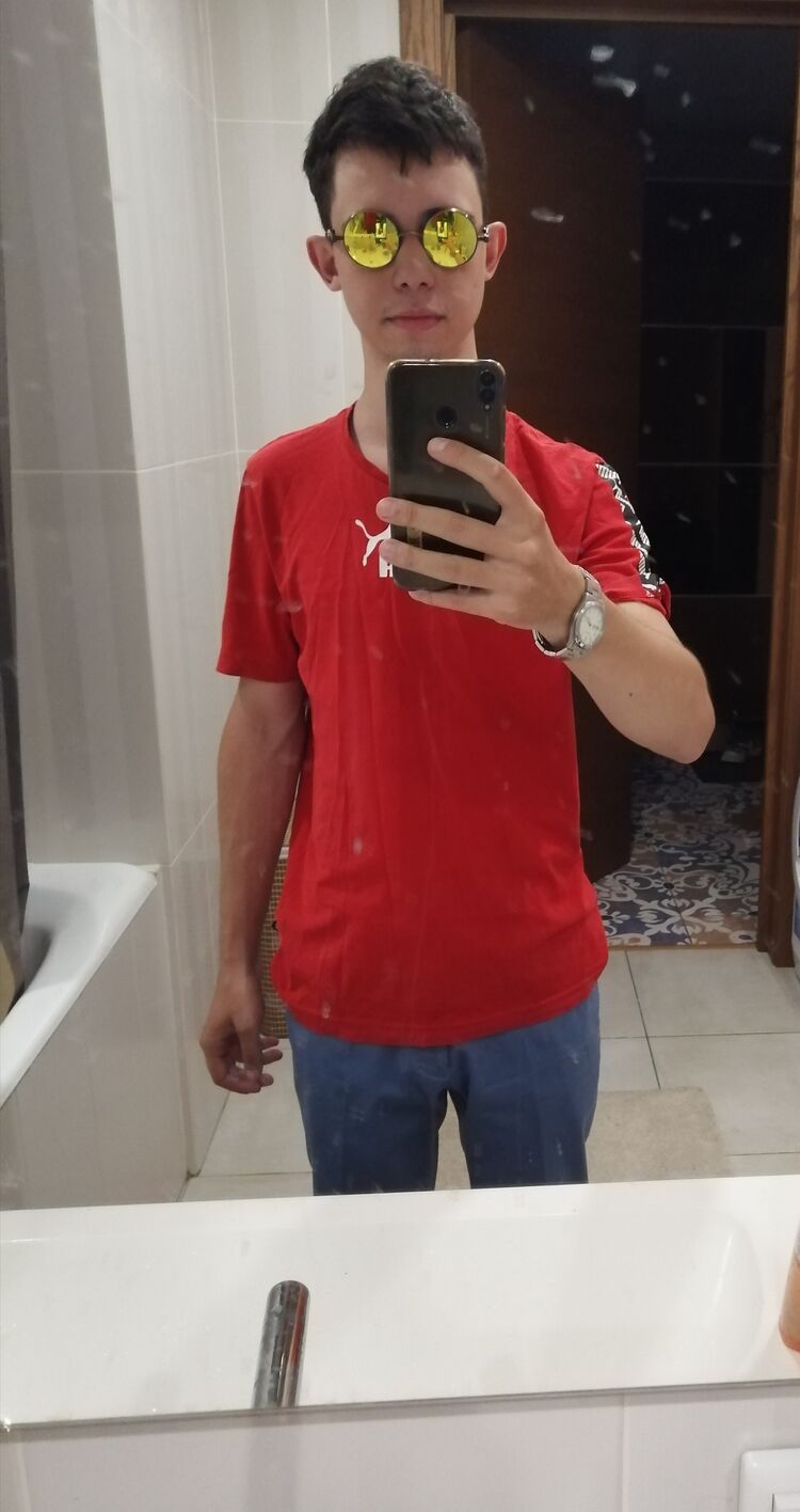  31348038  , 22 ,    