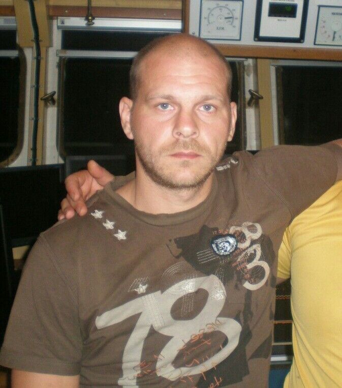  10496578  Roma, 44 ,    