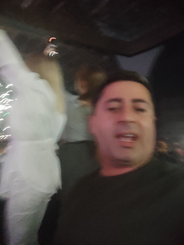  54080148  Arman, 40 ,    