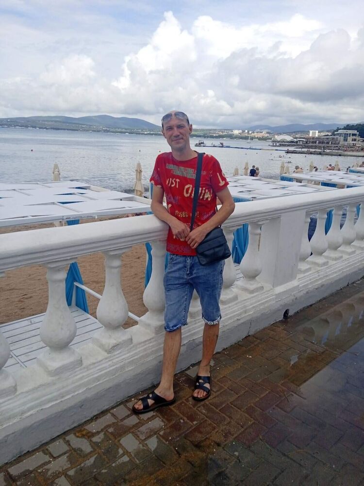  33370198  , 41 ,    -