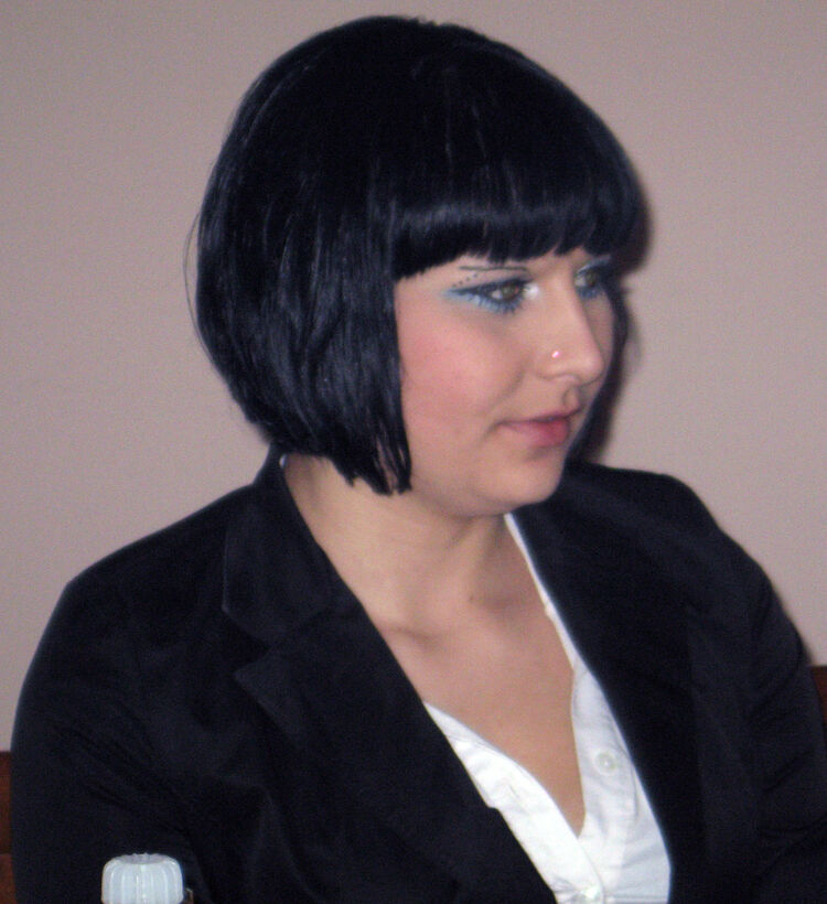  ,   Iana, 34 ,   , 