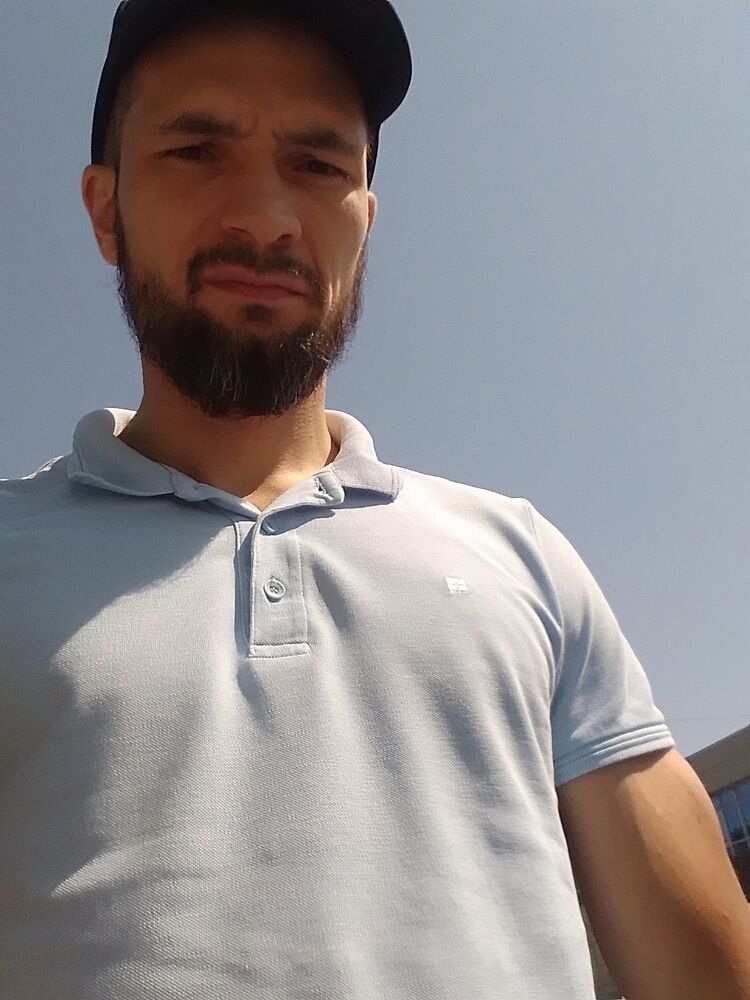  53499118  Hanzo, 31 ,    