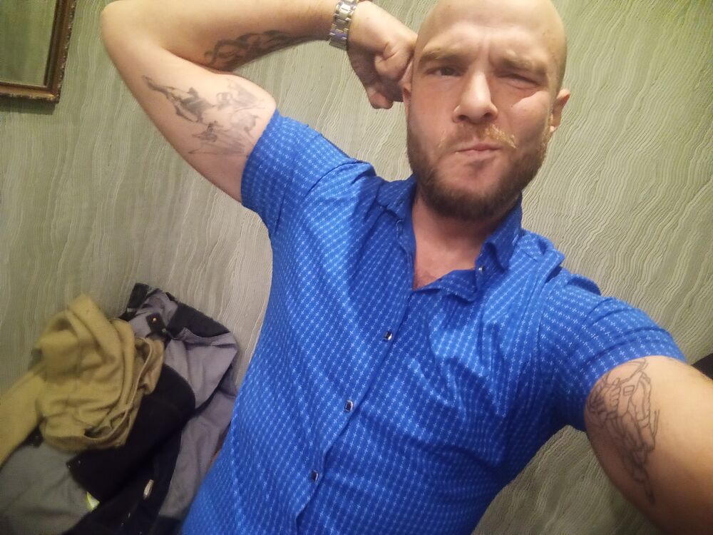  ,   Alexandor, 32 ,   ,   , c , 