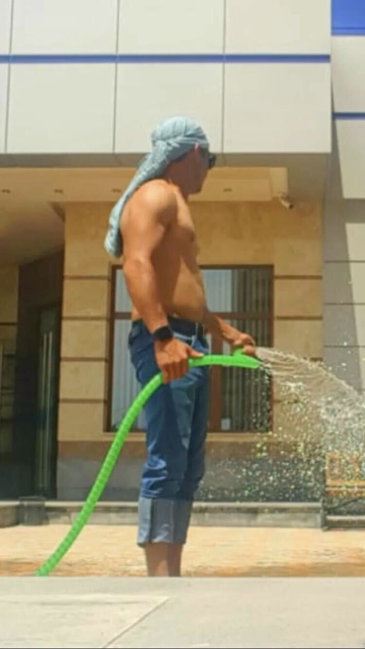  51083238  , 35 ,    