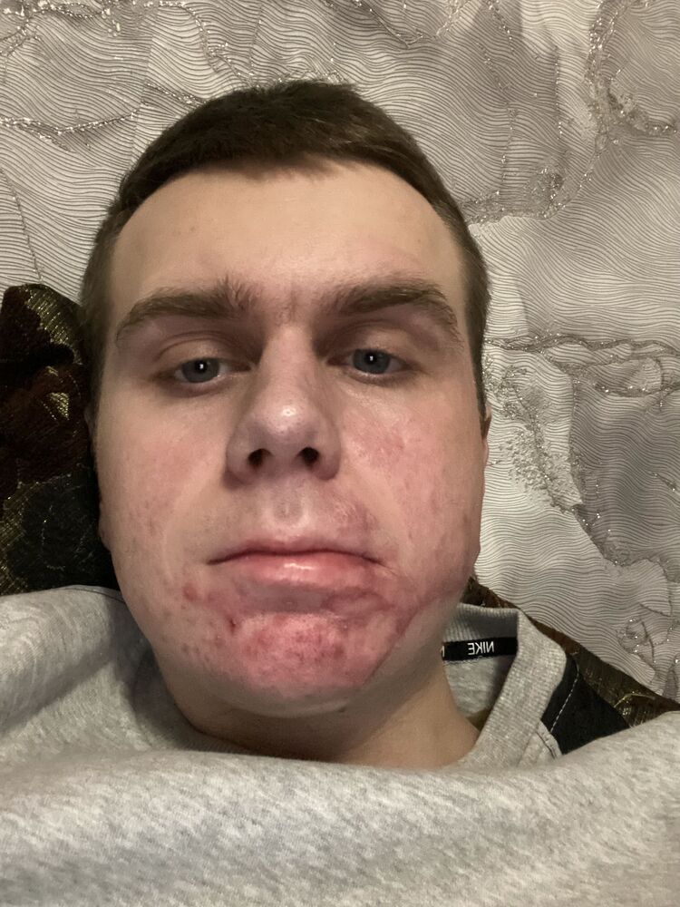  40711828  , 27 ,    -