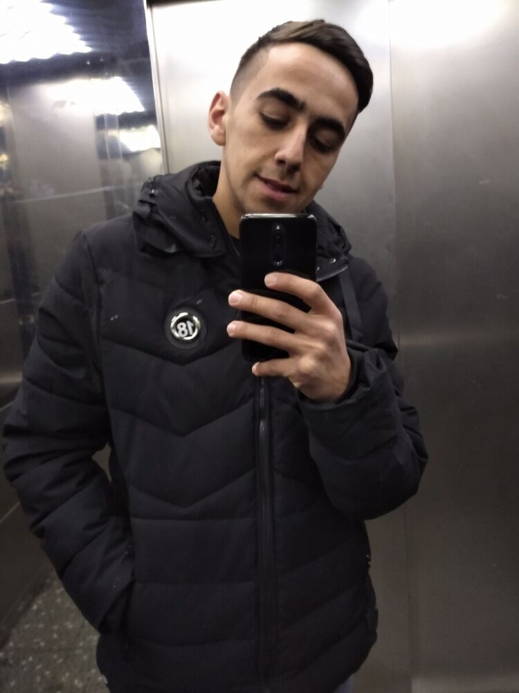  ,   Esqin, 28 ,   ,   , c 