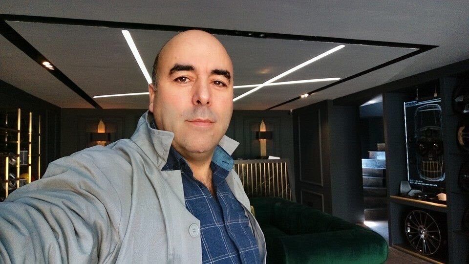  30270498  Musa, 49 ,    