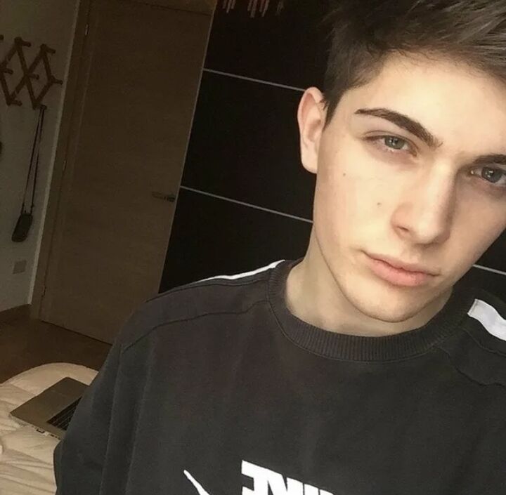  ,   Leonid, 18 ,   , 
