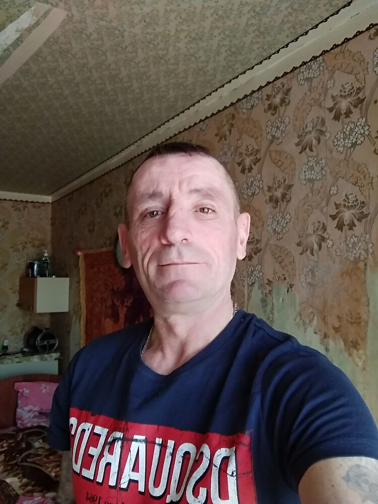  25318018  , 51 ,    