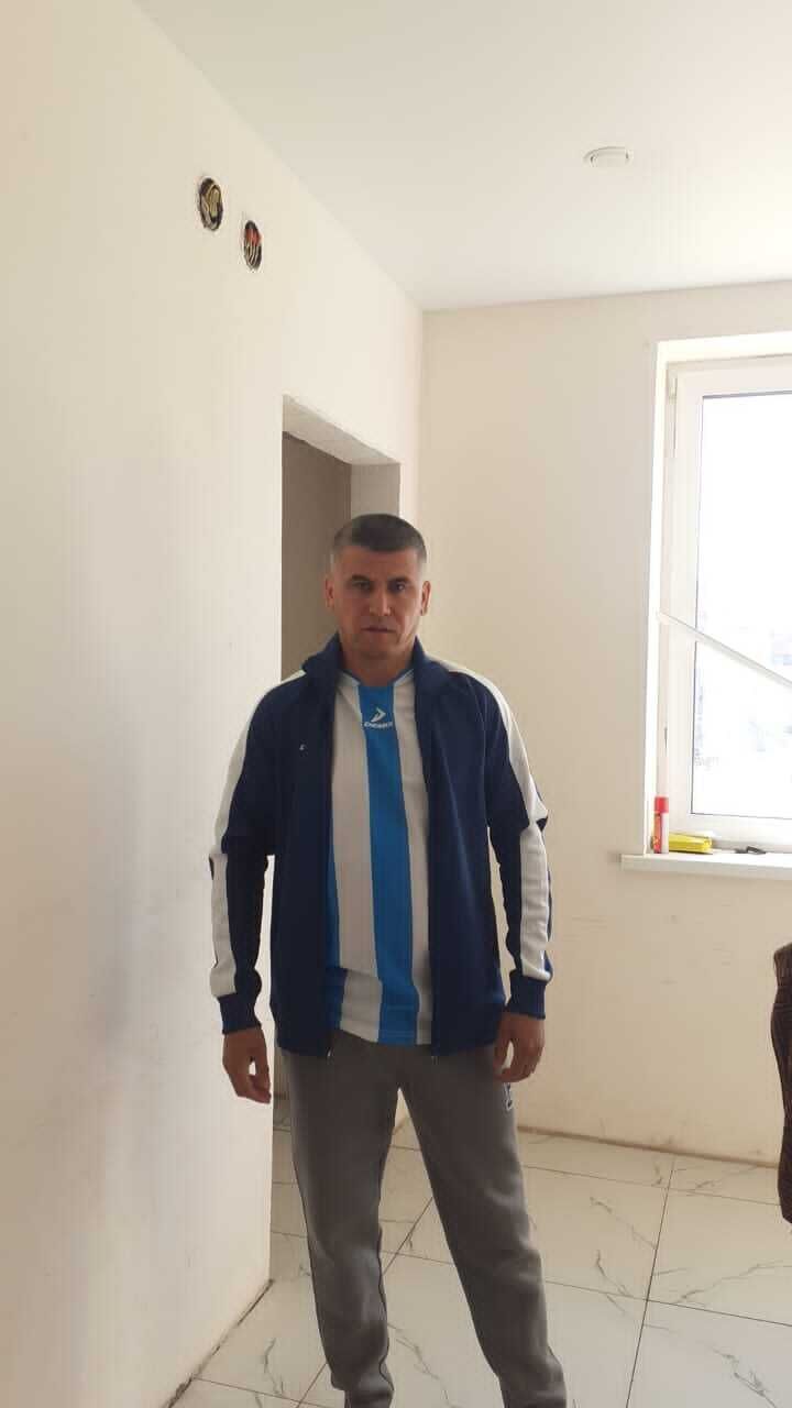  45917338  , 42 ,    