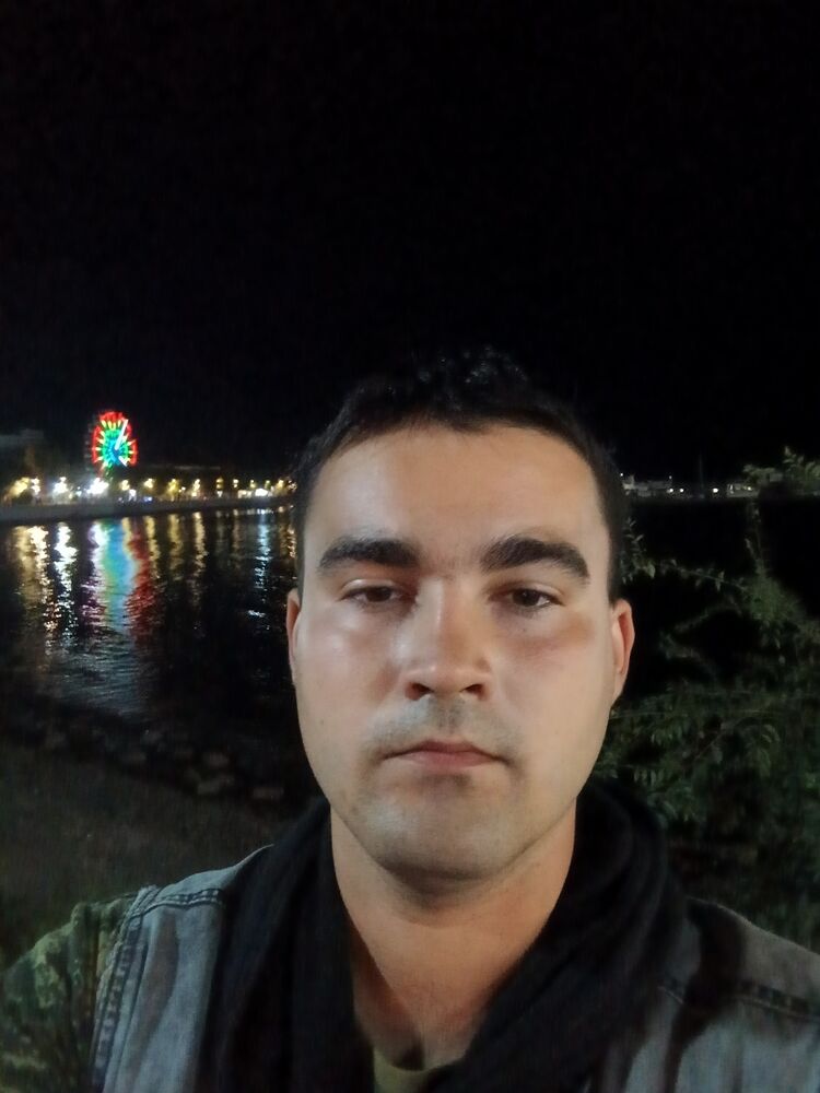  49453328  , 28 ,    