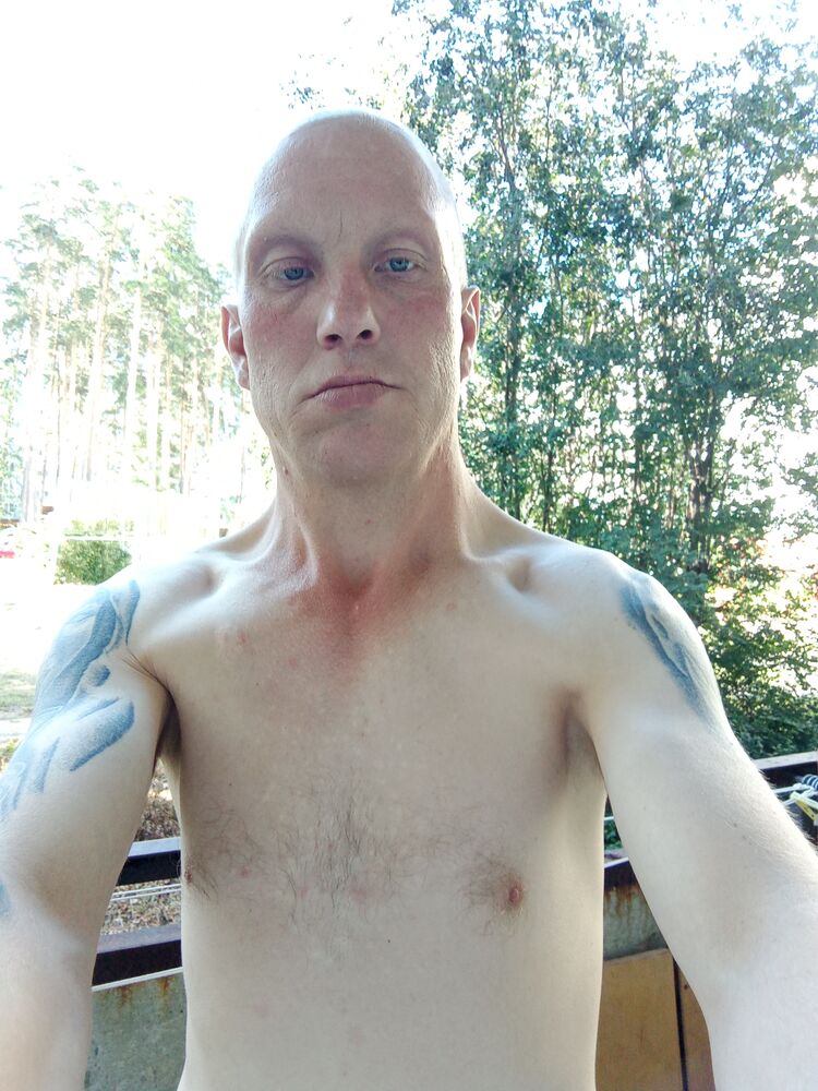  23461828  , 40 ,    