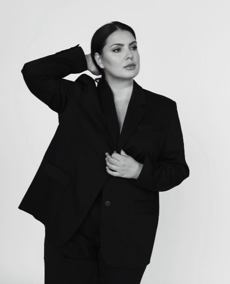  51015538  , 42 ,    --