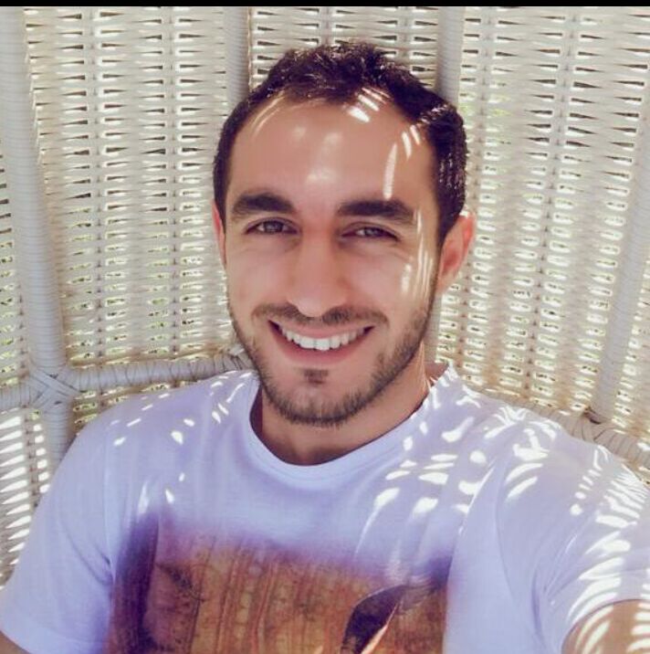  31285058  Vasif, 33 ,    