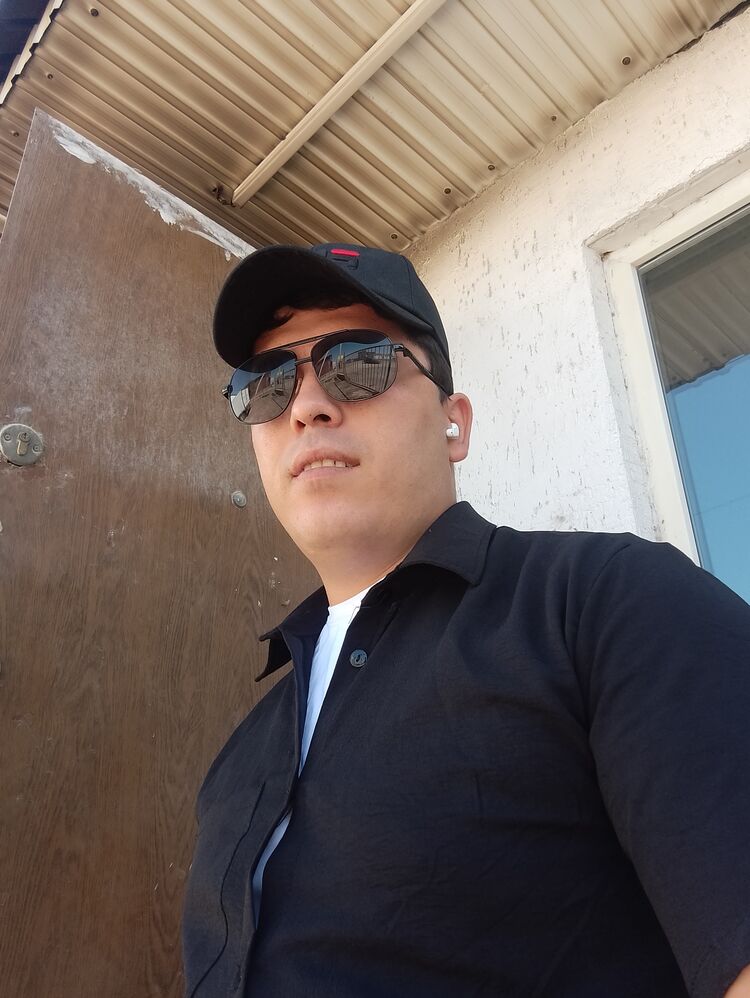  48653198  Ali, 28 ,    