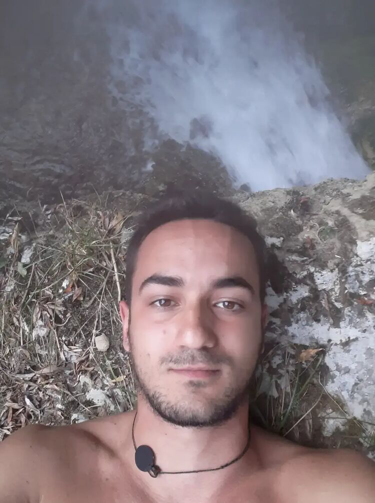  ,   Aleksa, 29 ,   ,   , c 