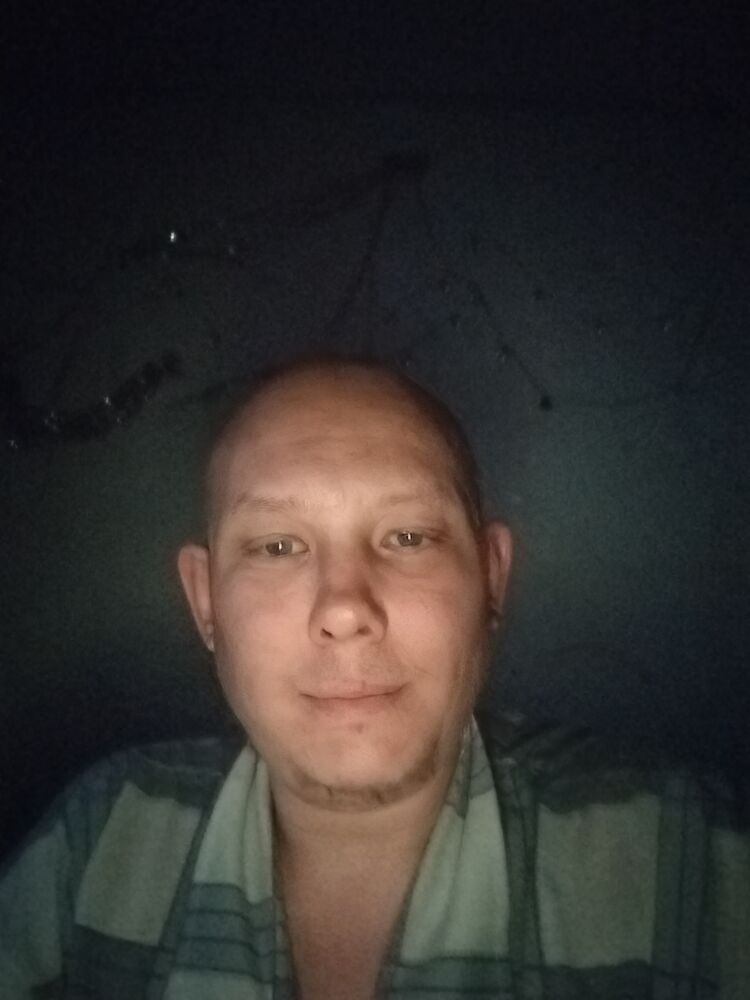  48282568  , 33 ,    