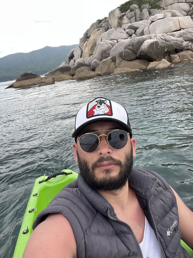  ,   Alisher, 39 ,   ,   