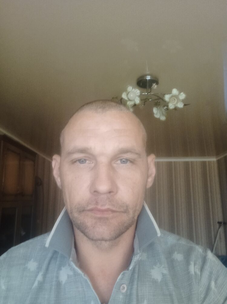  51901128  JONI, 40 ,    