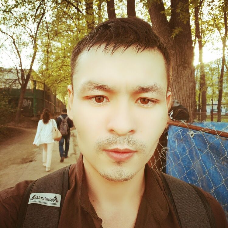  ,   Amir, 33 ,     , c 