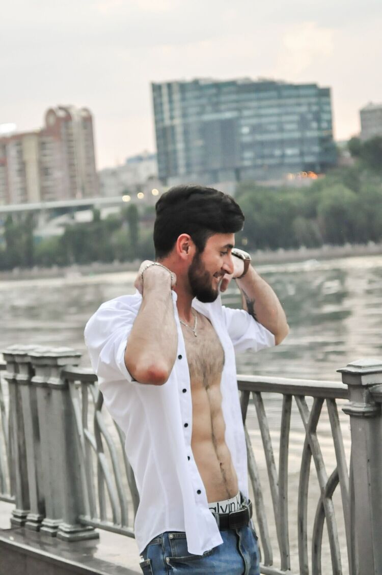  53741748   , 26 ,    --