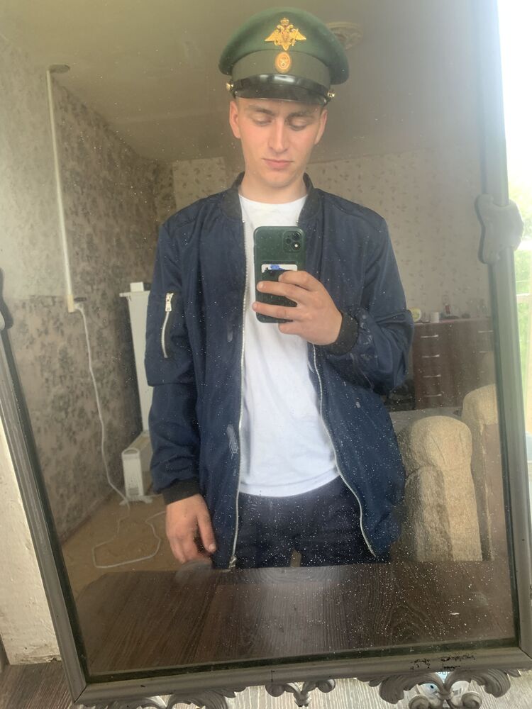  46088978  , 24 ,    