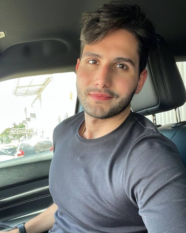  ,   Alexander, 42 ,     , c 