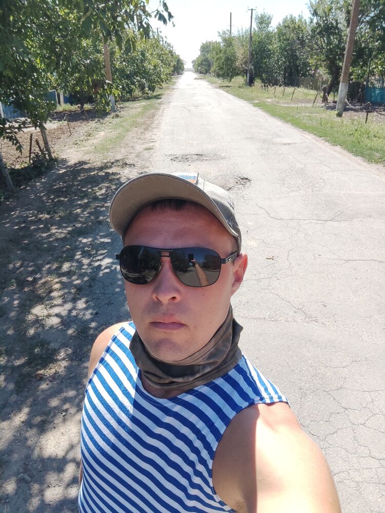  37686018  , 35 ,    