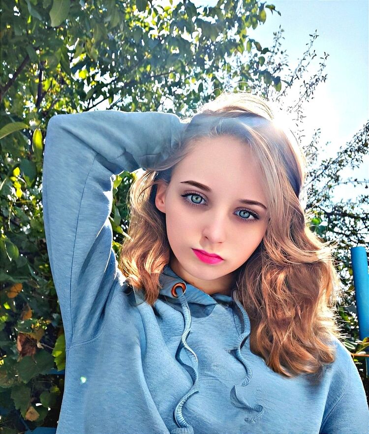   ,   Viktoria, 21 ,   ,   , c , 