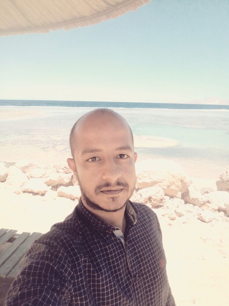 21579918  Safwan, 38 ,    