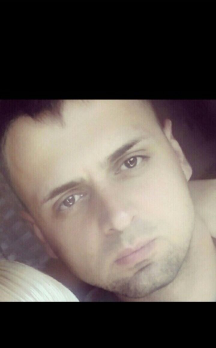  ,   Zhenya, 37 ,   ,   