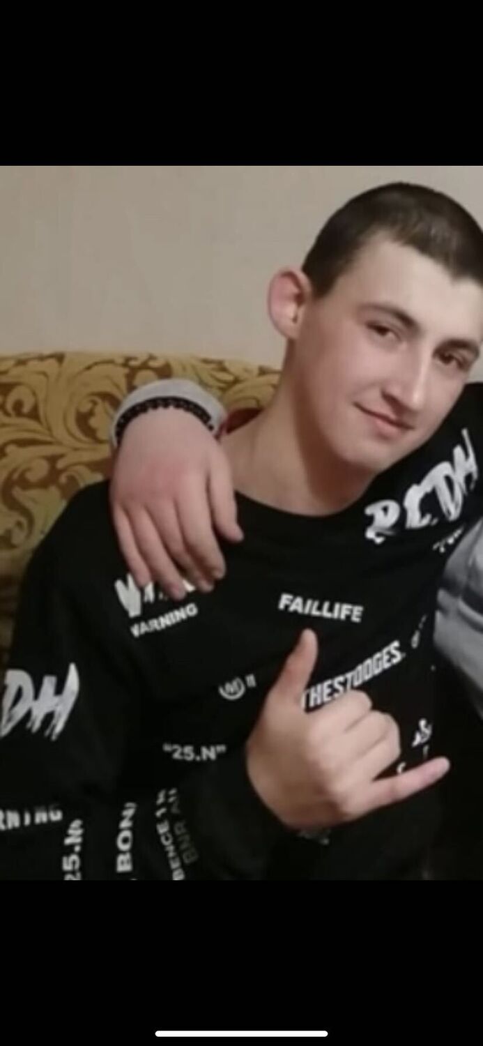  35609348  , 22 ,    
