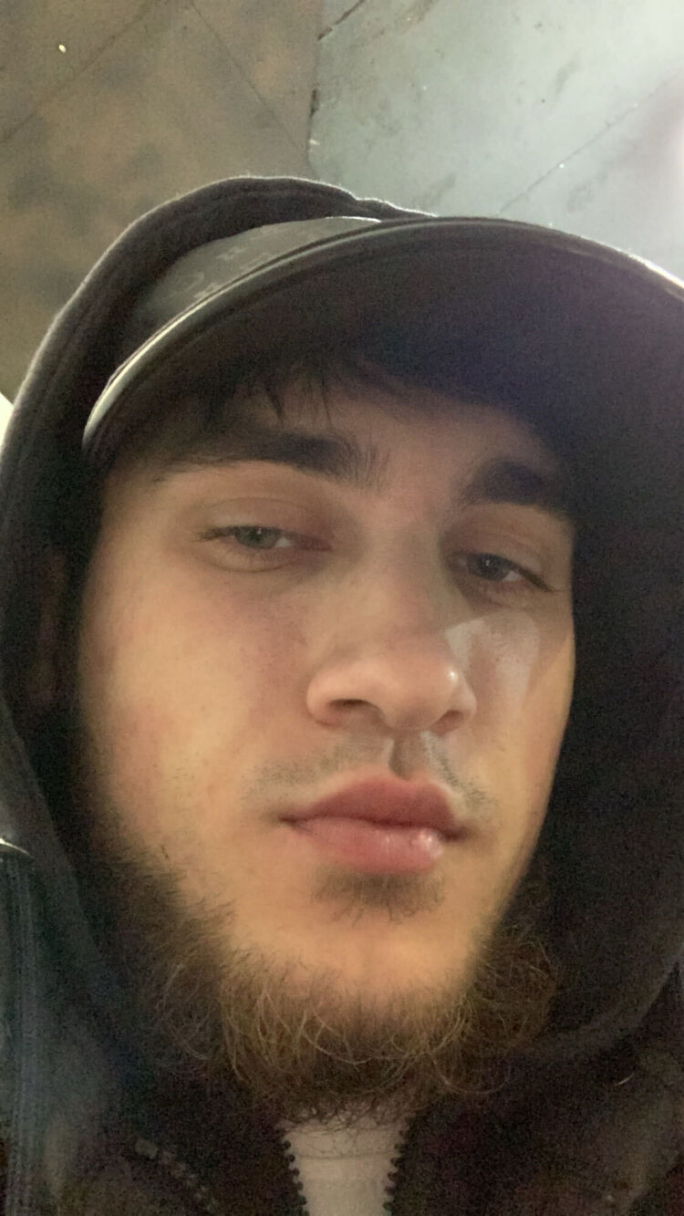  32628858  , 27 ,    