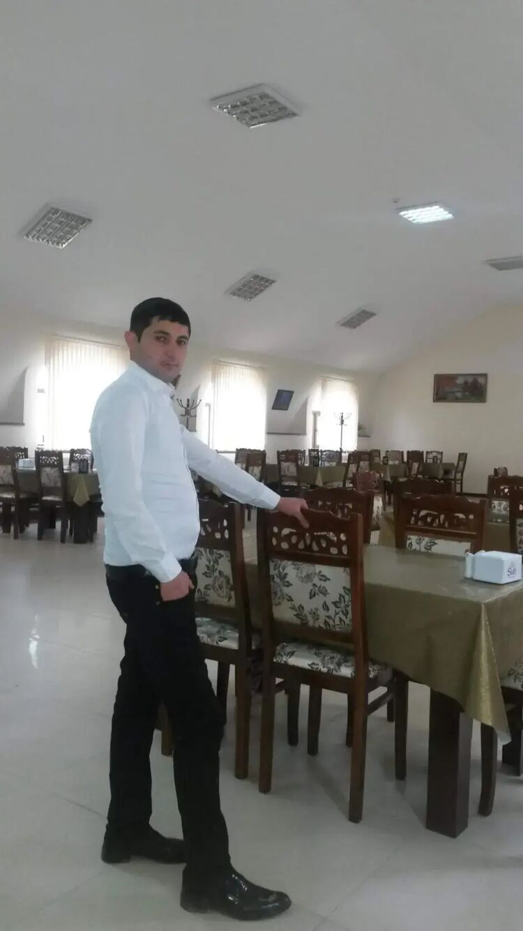  ,   Aga, 35 ,   ,   