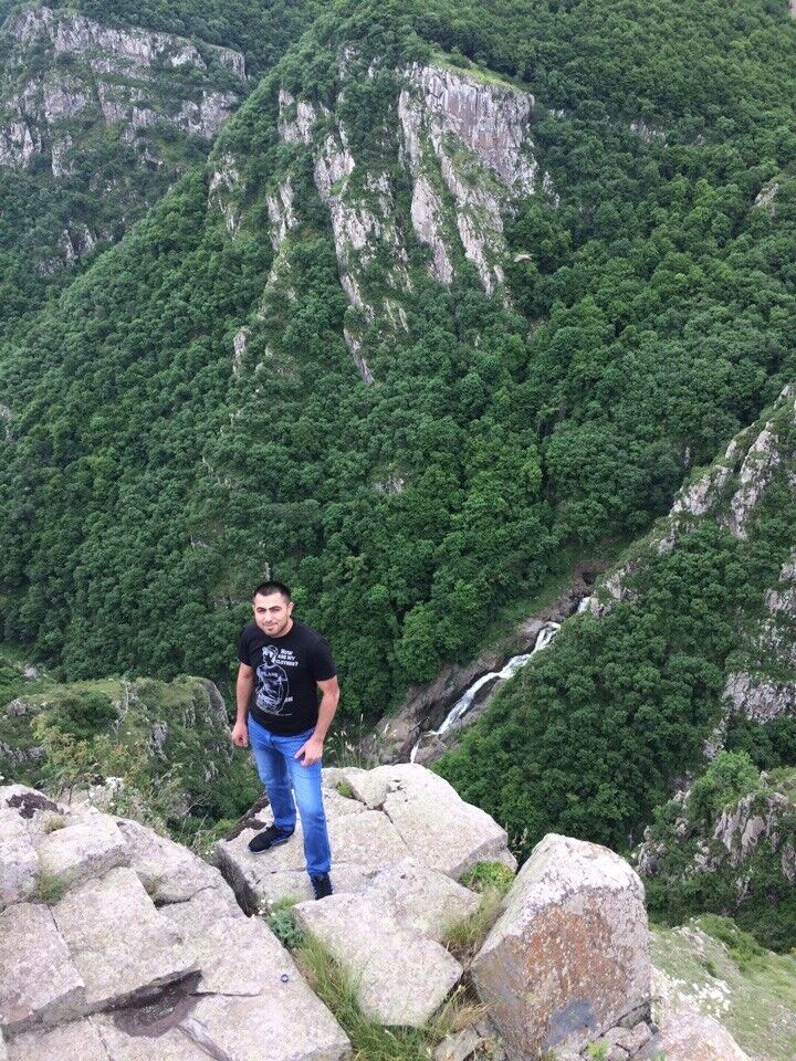  16454828  Perviz, 37 ,    