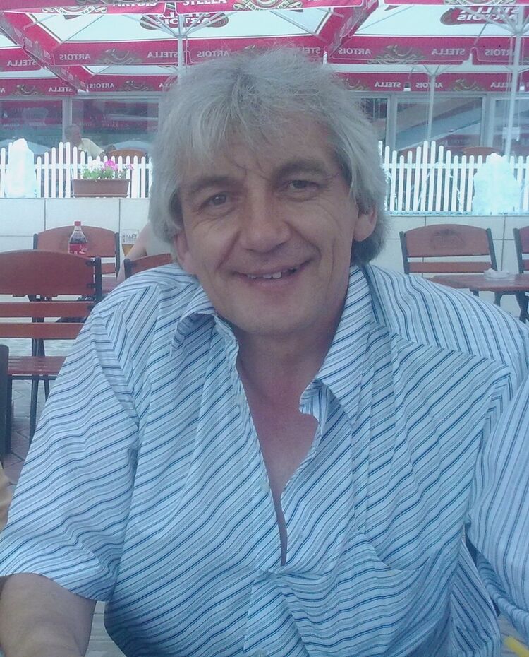  4304868  Vlad, 63 ,    