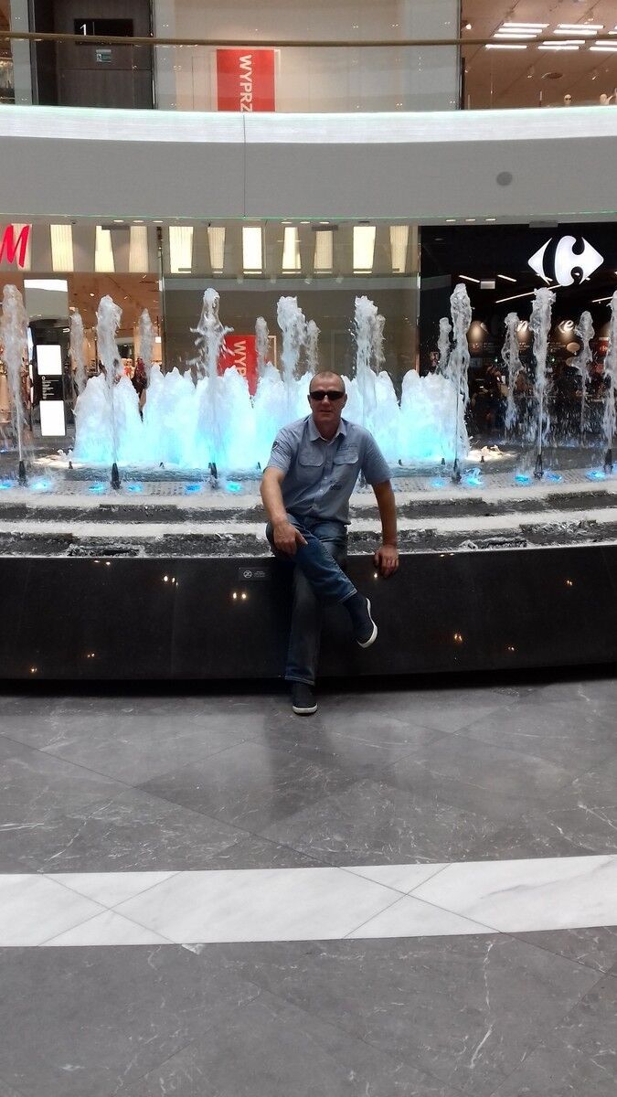  15153968  Maksim, 42 ,    