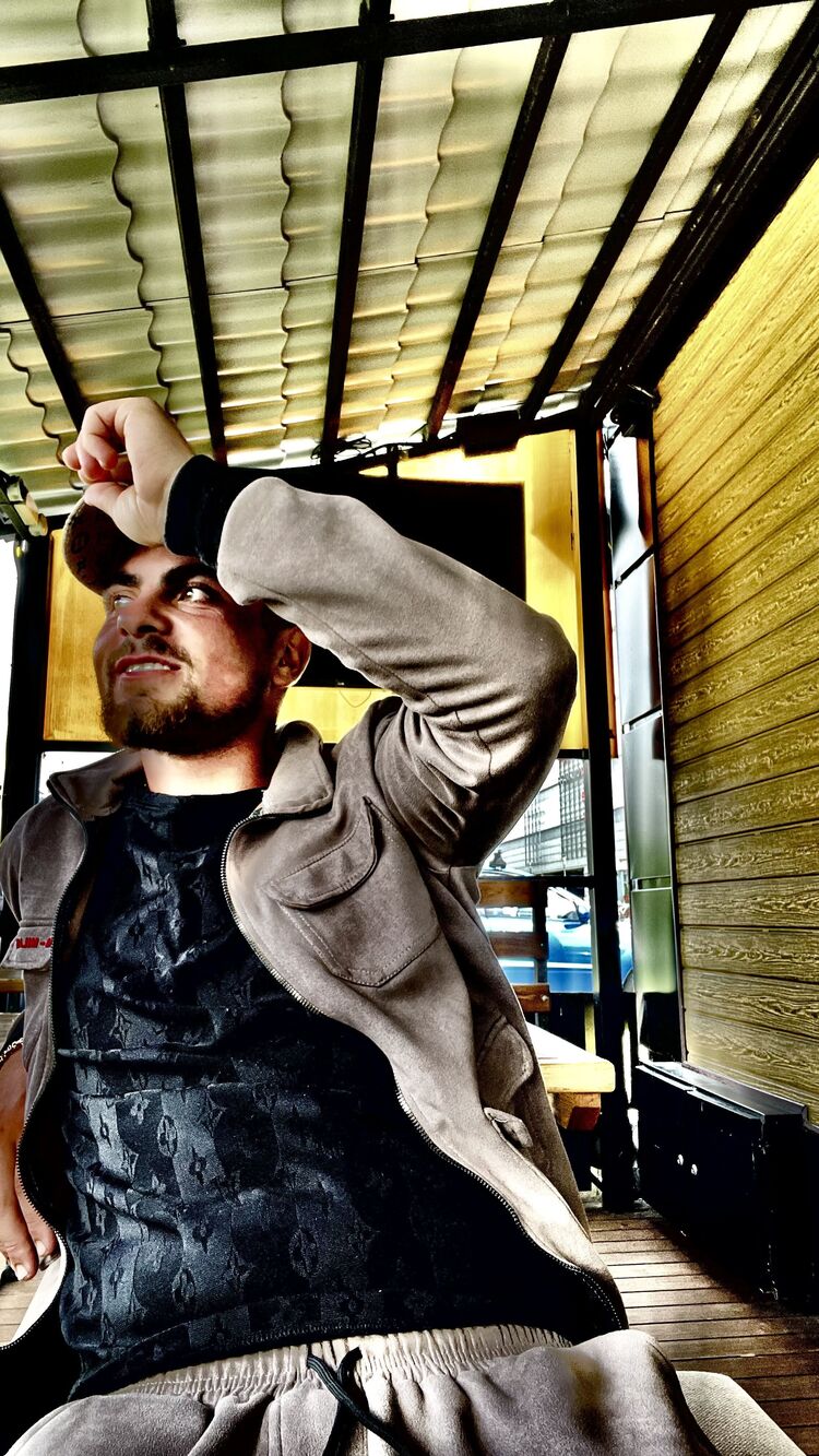 ���� 46848298 ������� Hr, 27 ���, ���� ���������� � ������