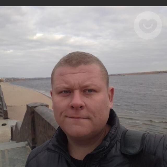  45710558  Vladimir, 37 ,    