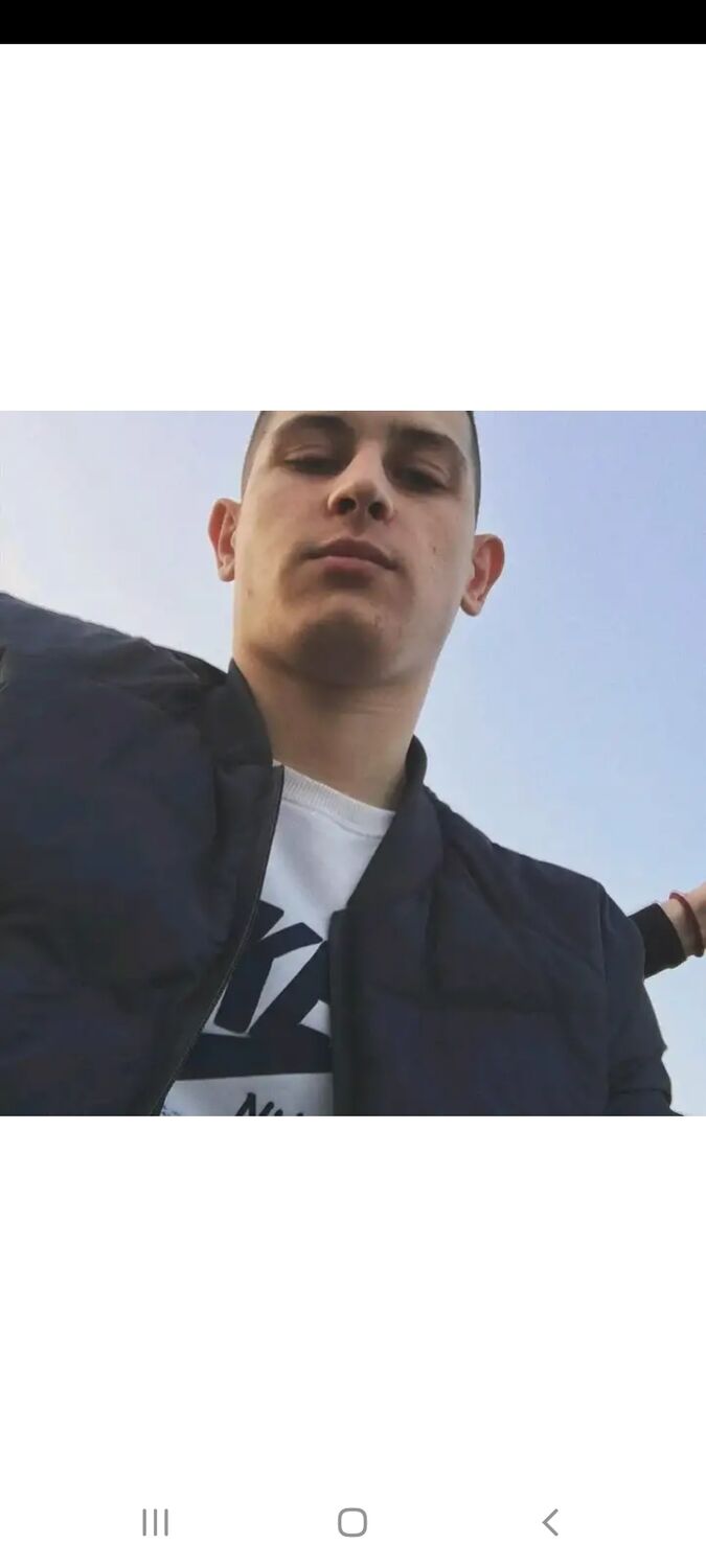  24236778  , 28 ,    