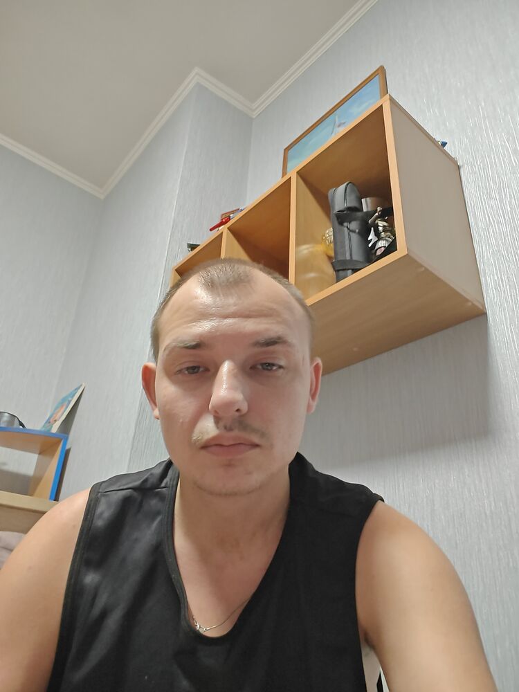  52533868  , 28 ,    
