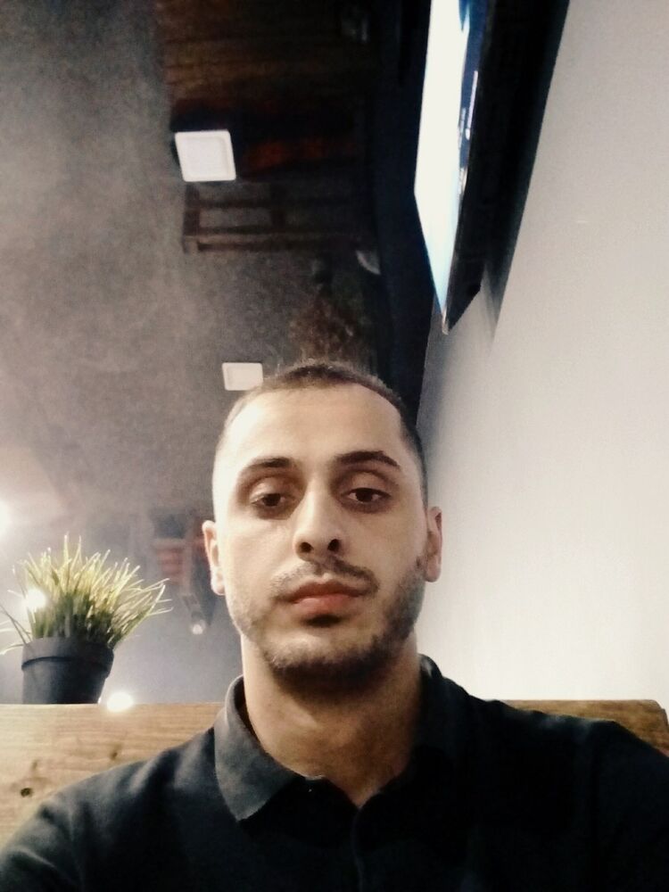  ,   David, 33 ,   ,   , c 