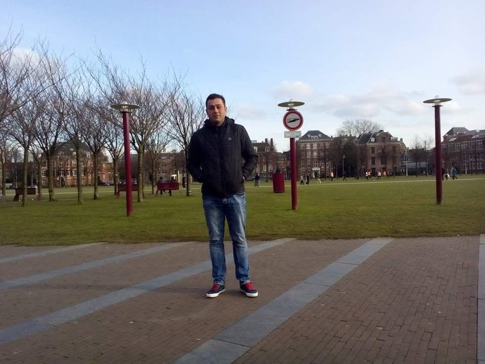  10018748  Gegi, 40 ,    