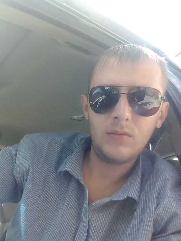  46542858  , 34 ,    