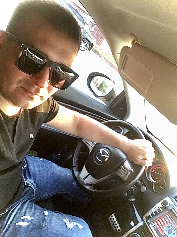  36270558  Alexey, 33 ,    