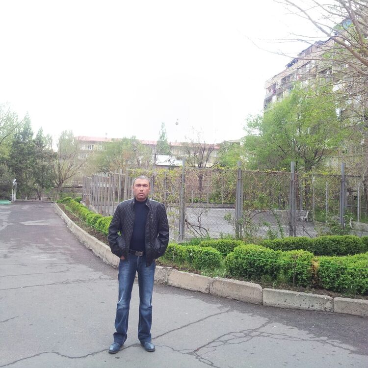  ,   Andranik, 50 ,  