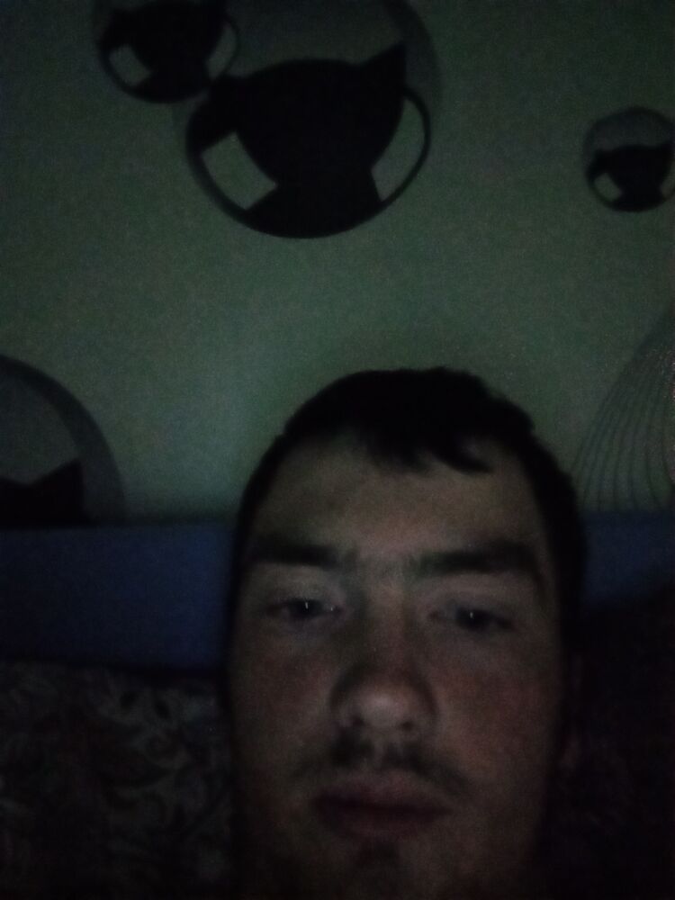  ,   Maxim, 23 ,   ,   , c 